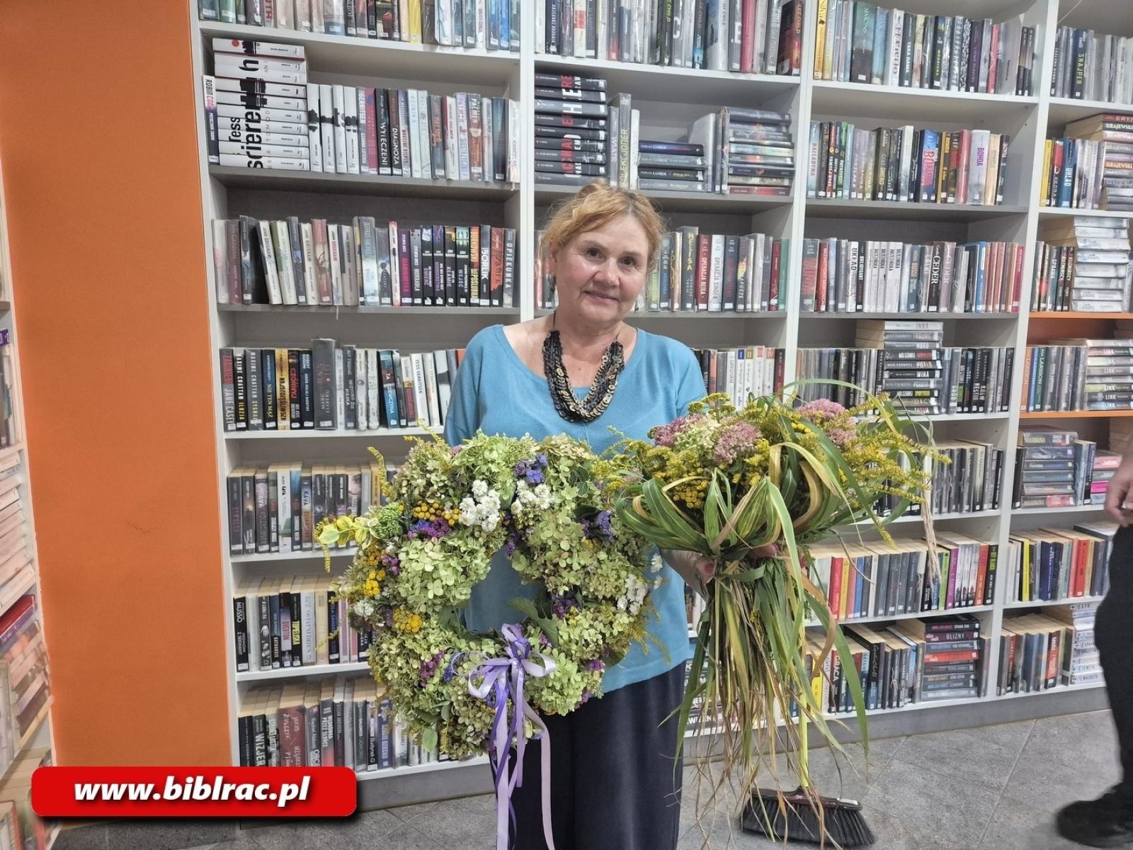 Zdjęcie w galerii na portalu naszraciborz.pl: Jesienne kompozycje w Bibliotece na Ostrogu wiadomości z regionu