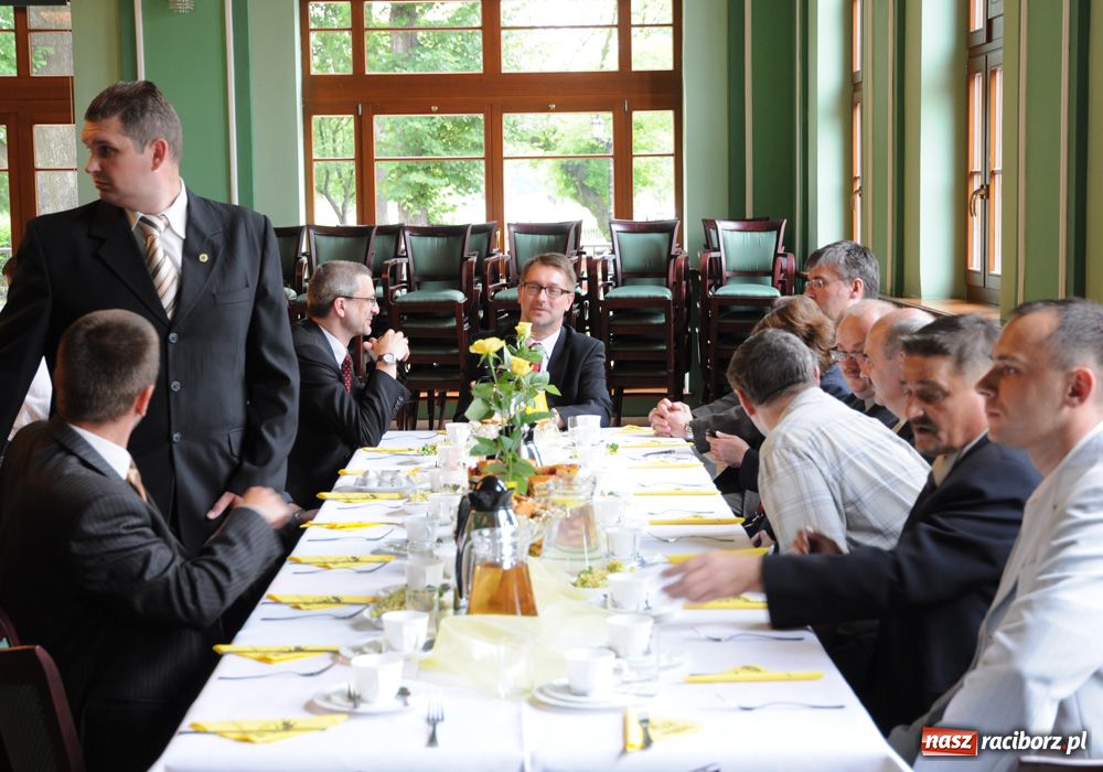 Zdjęcie w galerii na portalu naszraciborz.pl: Każdy absolwent dostał ofertę pracy wiadomości z regionu
