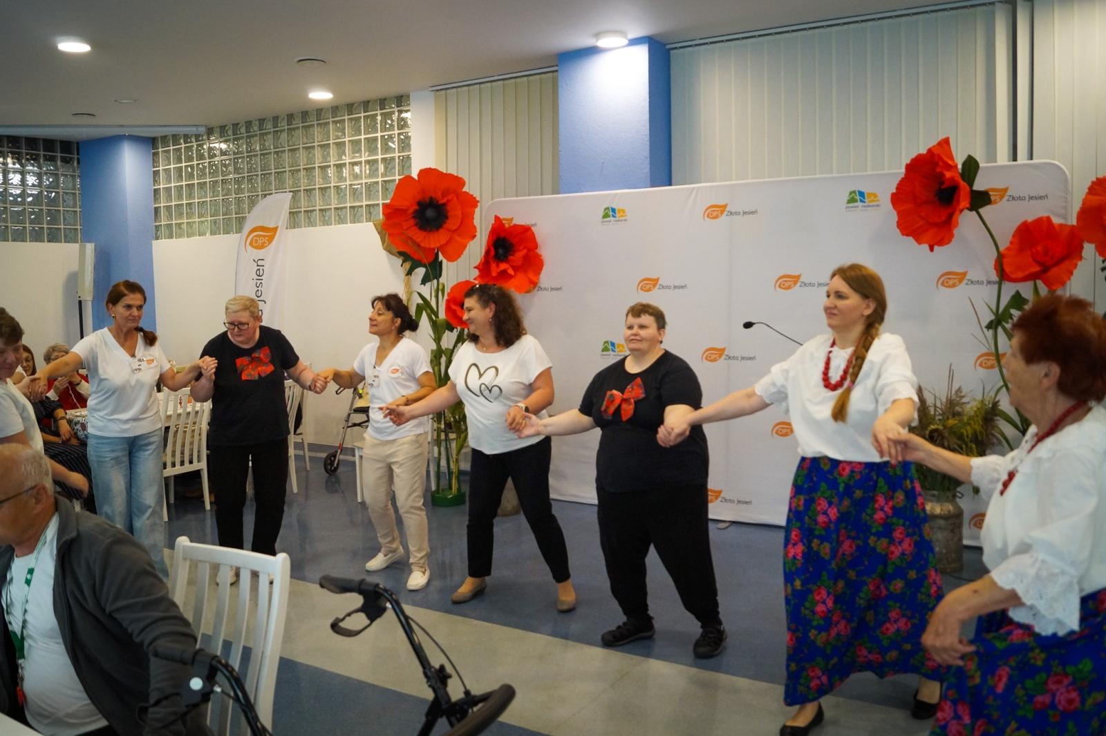 Zdjęcie w galerii na portalu naszraciborz.pl: Piknik Integracyjny w DPS Złota Jesień w Raciborzu [FOTO] wiadomości z regionu