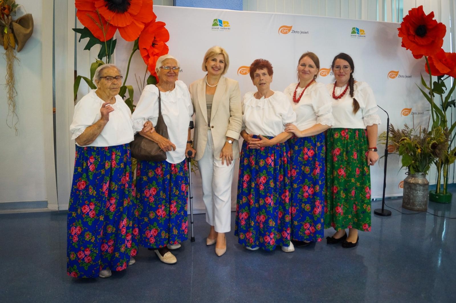 Zdjęcie w galerii na portalu naszraciborz.pl: Piknik Integracyjny w DPS Złota Jesień w Raciborzu [FOTO] wiadomości z regionu