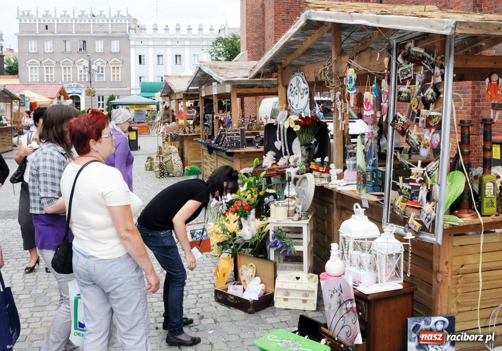 Zdjęcie w galerii na portalu naszraciborz.pl: Ruszył II Jarmark św. Marcelego wiadomości z regionu