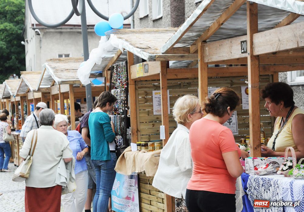 Zdjęcie w galerii na portalu naszraciborz.pl: Ruszył II Jarmark św. Marcelego wiadomości z regionu