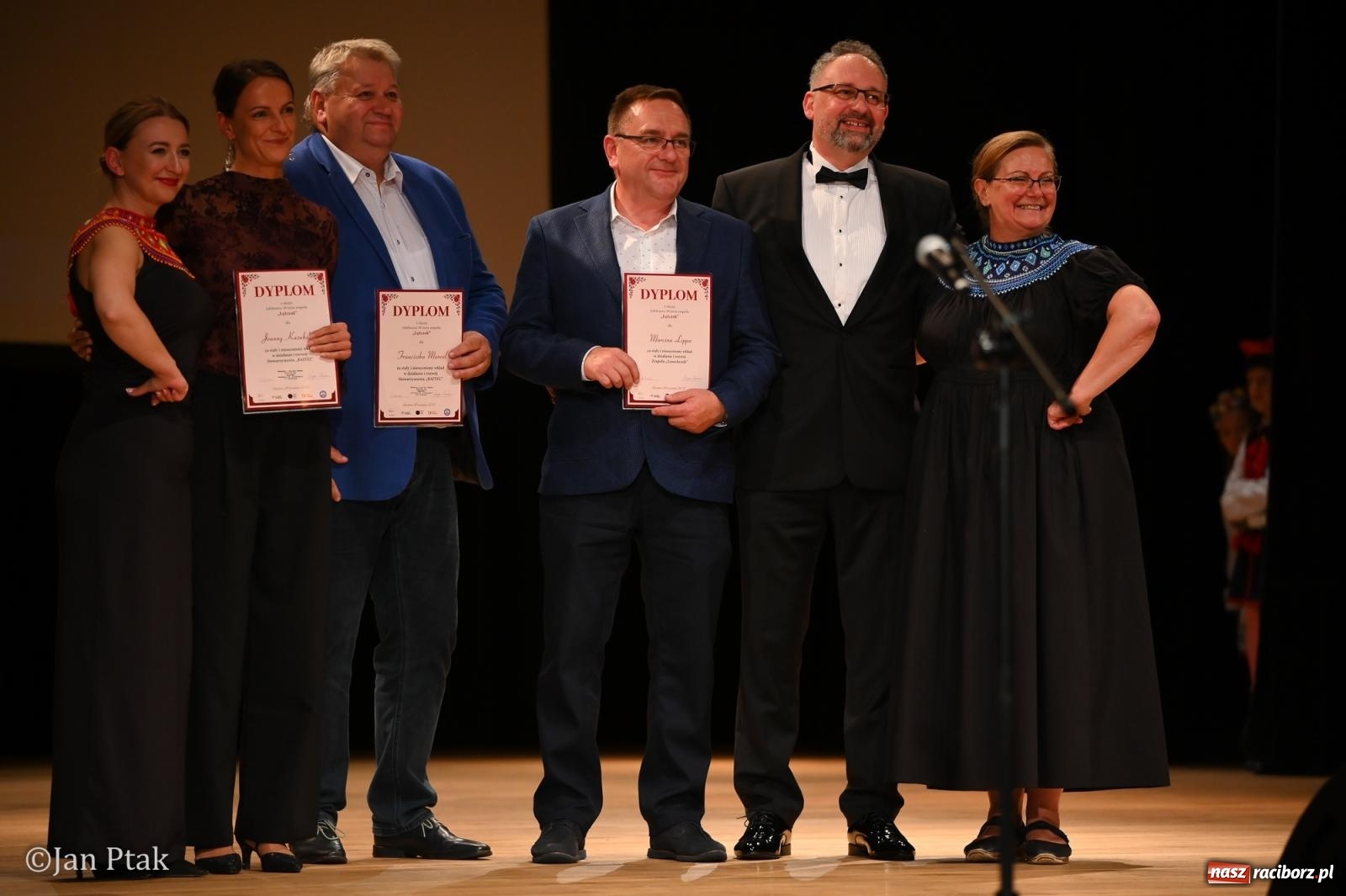 Zdjęcie w galerii na portalu naszraciborz.pl: Trzy dekady Łężczoka. Ponad trzy godziny muzyki, tańca i wspomnień [FOTO i WIDEO] wiadomości z regionu