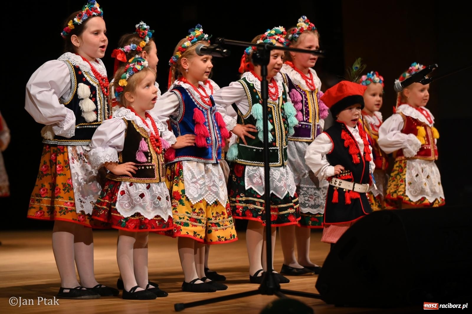 Zdjęcie w galerii na portalu naszraciborz.pl: Trzy dekady Łężczoka. Ponad trzy godziny muzyki, tańca i wspomnień [FOTO i WIDEO] wiadomości z regionu