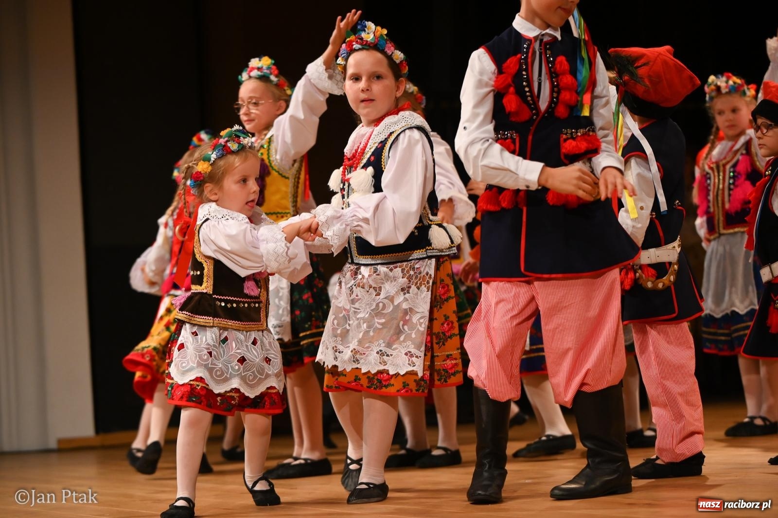 Zdjęcie w galerii na portalu naszraciborz.pl: Trzy dekady Łężczoka. Ponad trzy godziny muzyki, tańca i wspomnień [FOTO i WIDEO] wiadomości z regionu