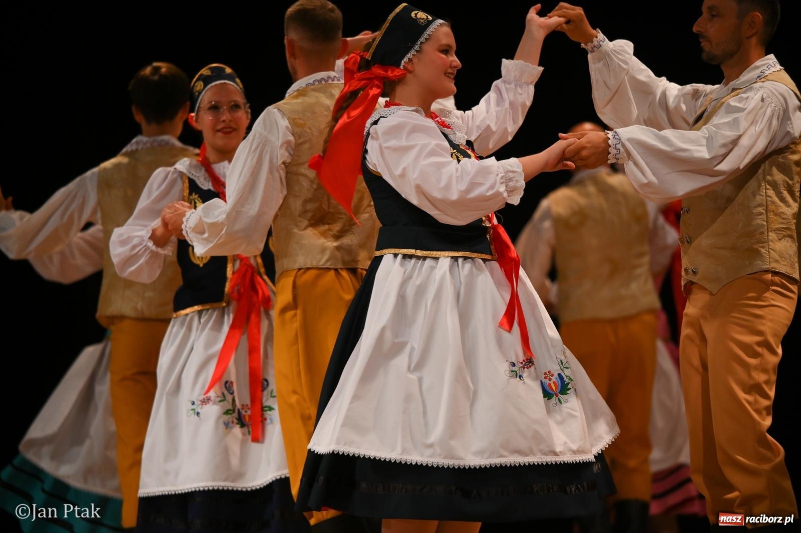 Zdjęcie w galerii na portalu naszraciborz.pl: Trzy dekady Łężczoka. Ponad trzy godziny muzyki, tańca i wspomnień [FOTO i WIDEO] wiadomości z regionu