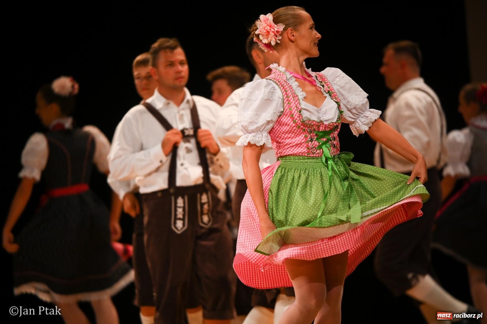 Zdjęcie w galerii na portalu naszraciborz.pl: Trzy dekady Łężczoka. Ponad trzy godziny muzyki, tańca i wspomnień [FOTO i WIDEO] wiadomości z regionu