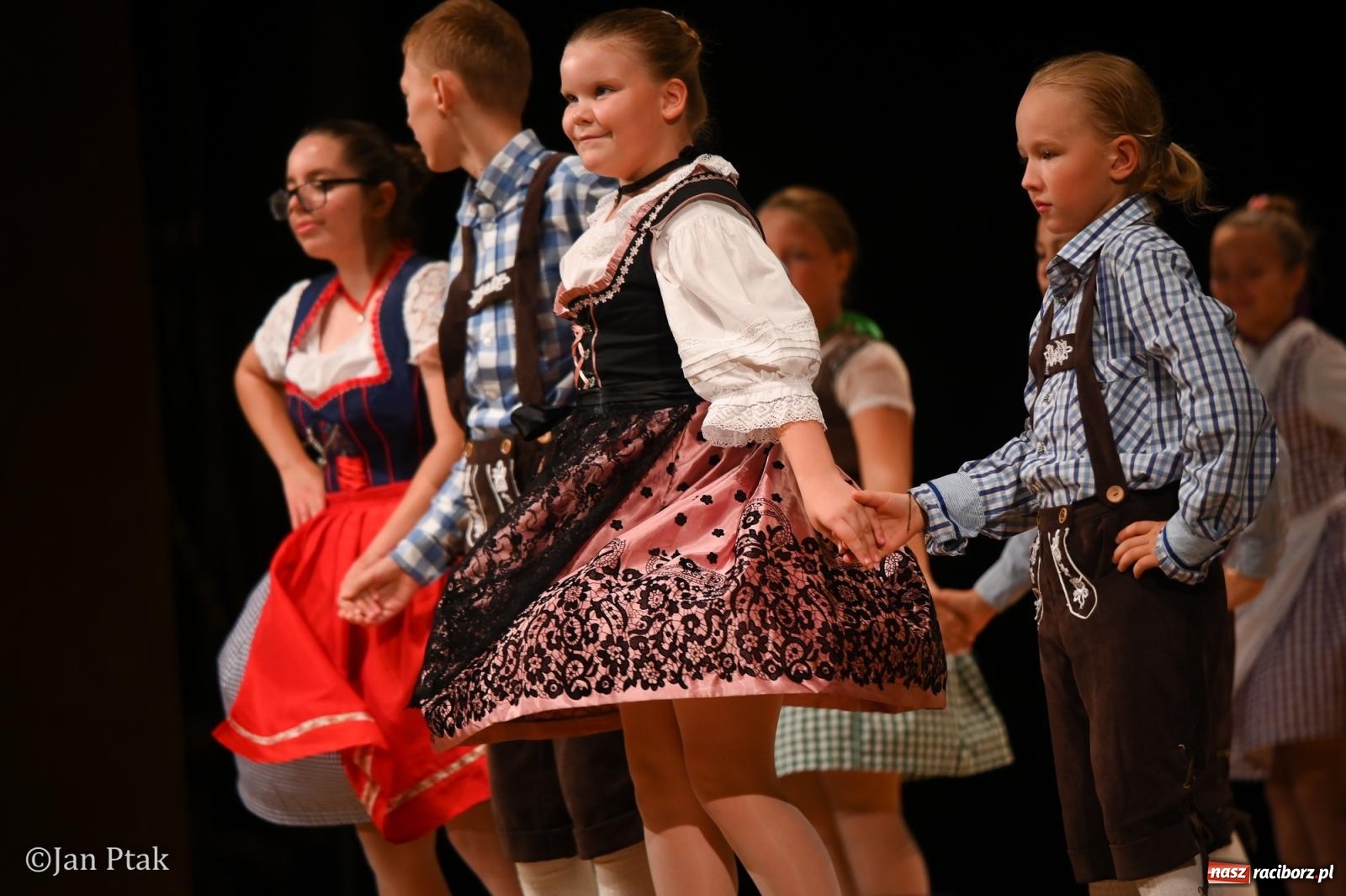 Zdjęcie w galerii na portalu naszraciborz.pl: Trzy dekady Łężczoka. Ponad trzy godziny muzyki, tańca i wspomnień [FOTO i WIDEO] wiadomości z regionu
