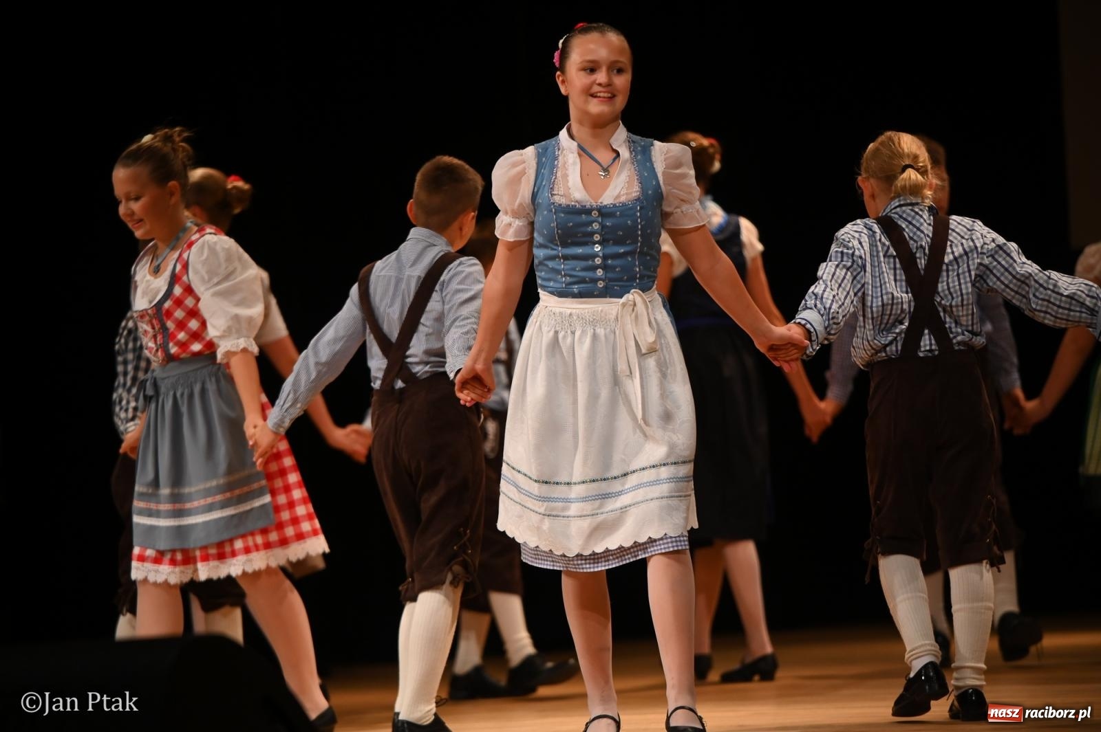 Zdjęcie w galerii na portalu naszraciborz.pl: Trzy dekady Łężczoka. Ponad trzy godziny muzyki, tańca i wspomnień [FOTO i WIDEO] wiadomości z regionu