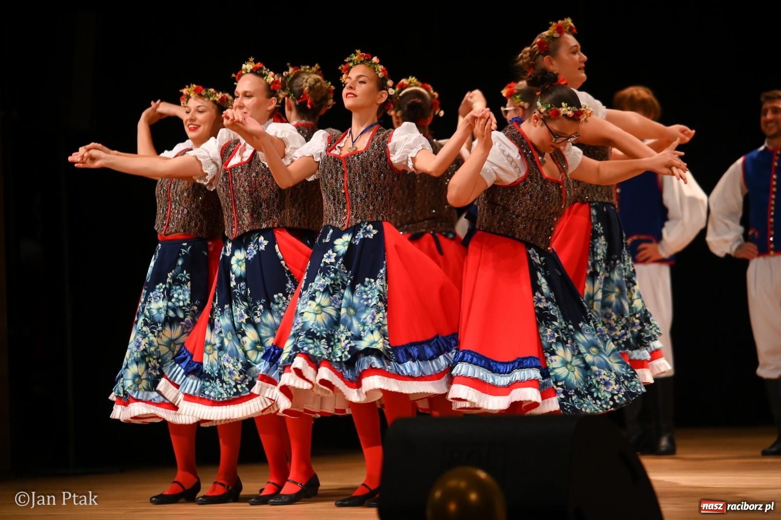 Zdjęcie w galerii na portalu naszraciborz.pl: Trzy dekady Łężczoka. Ponad trzy godziny muzyki, tańca i wspomnień [FOTO i WIDEO] wiadomości z regionu