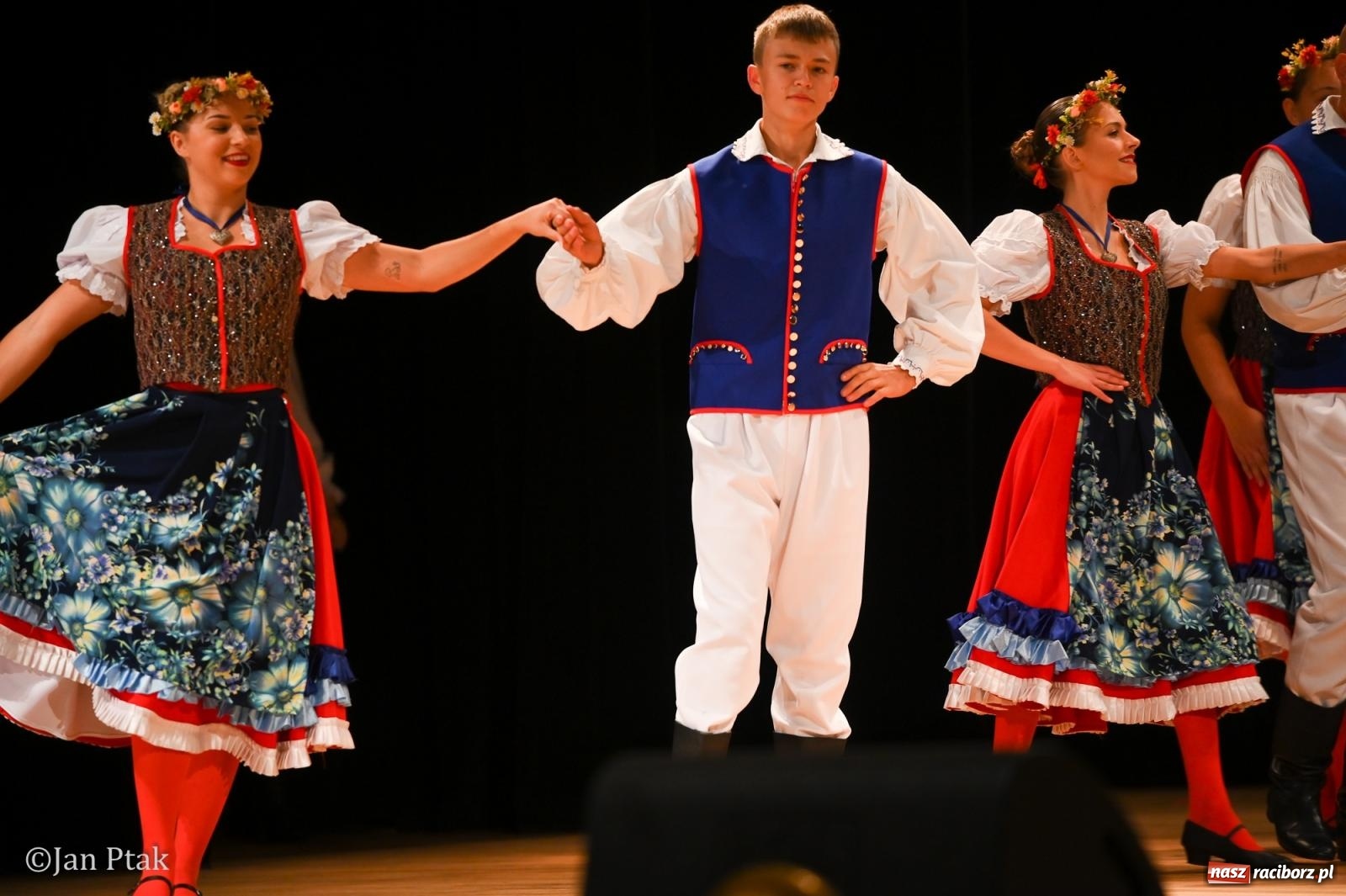 Zdjęcie w galerii na portalu naszraciborz.pl: Trzy dekady Łężczoka. Ponad trzy godziny muzyki, tańca i wspomnień [FOTO i WIDEO] wiadomości z regionu