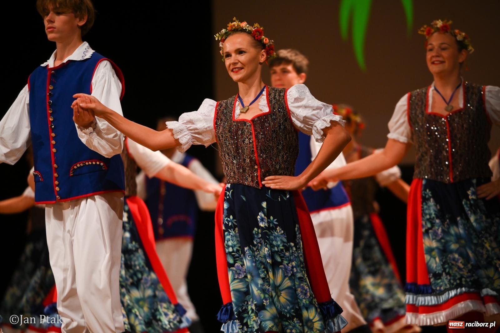 Zdjęcie w galerii na portalu naszraciborz.pl: Trzy dekady Łężczoka. Ponad trzy godziny muzyki, tańca i wspomnień [FOTO i WIDEO] wiadomości z regionu