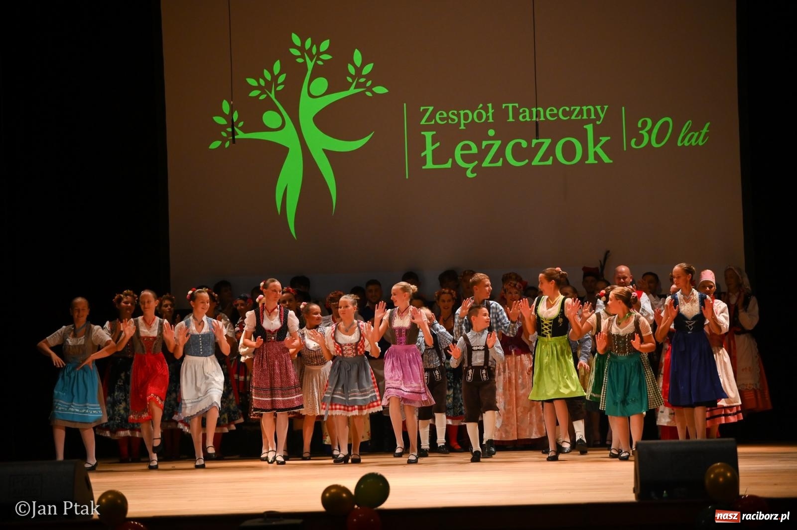 Zdjęcie w galerii na portalu naszraciborz.pl: Trzy dekady Łężczoka. Ponad trzy godziny muzyki, tańca i wspomnień [FOTO i WIDEO] wiadomości z regionu