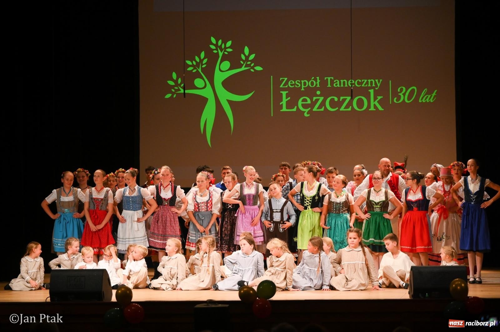 Zdjęcie w galerii na portalu naszraciborz.pl: Trzy dekady Łężczoka. Ponad trzy godziny muzyki, tańca i wspomnień [FOTO i WIDEO] wiadomości z regionu