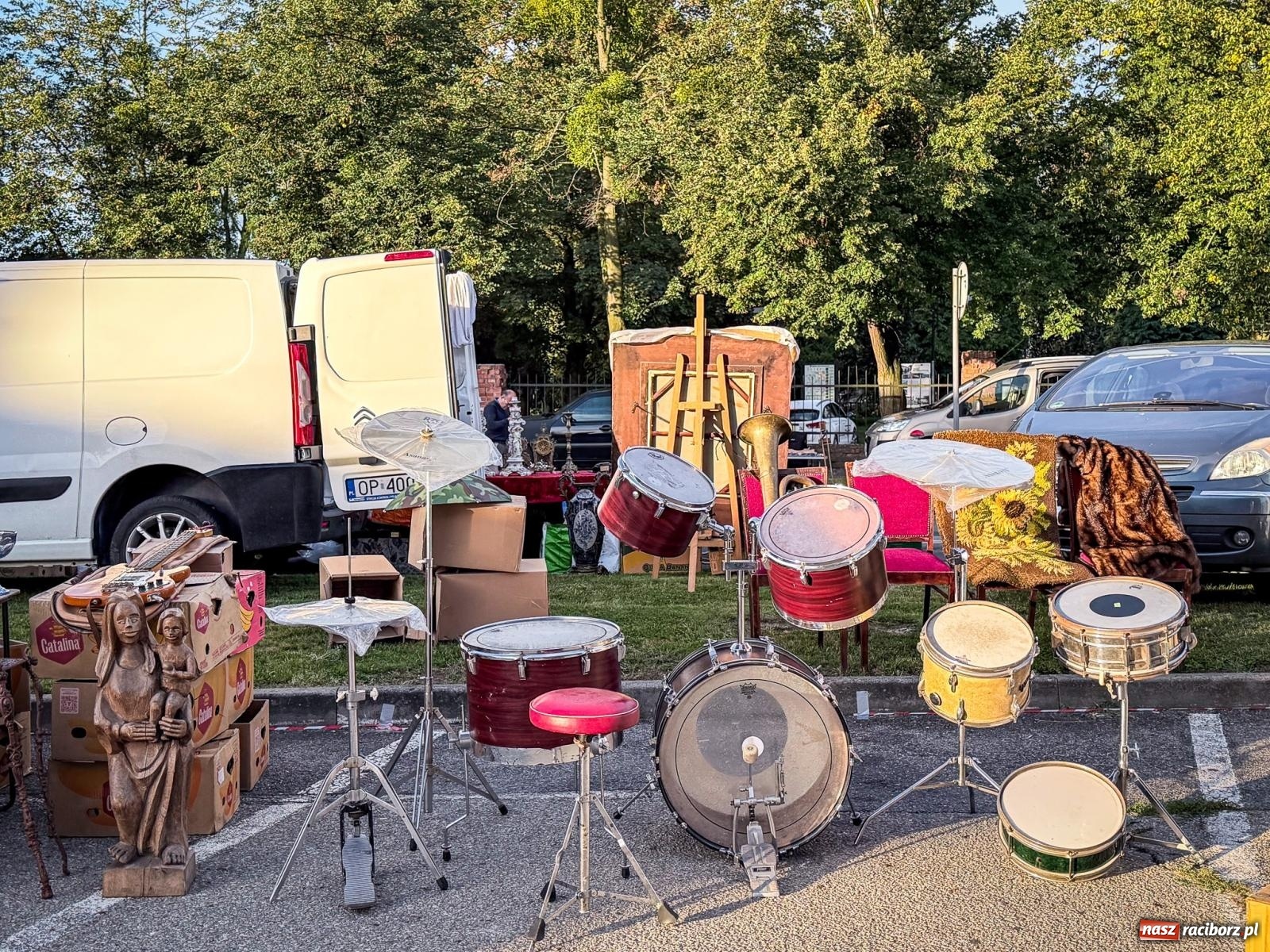 Zdjęcie w galerii na portalu naszraciborz.pl: Jarmark na granicy w Chałupkach. Sprzedawcy zjechali z całego regionu [FOTO i WIDEO] wiadomości z regionu
