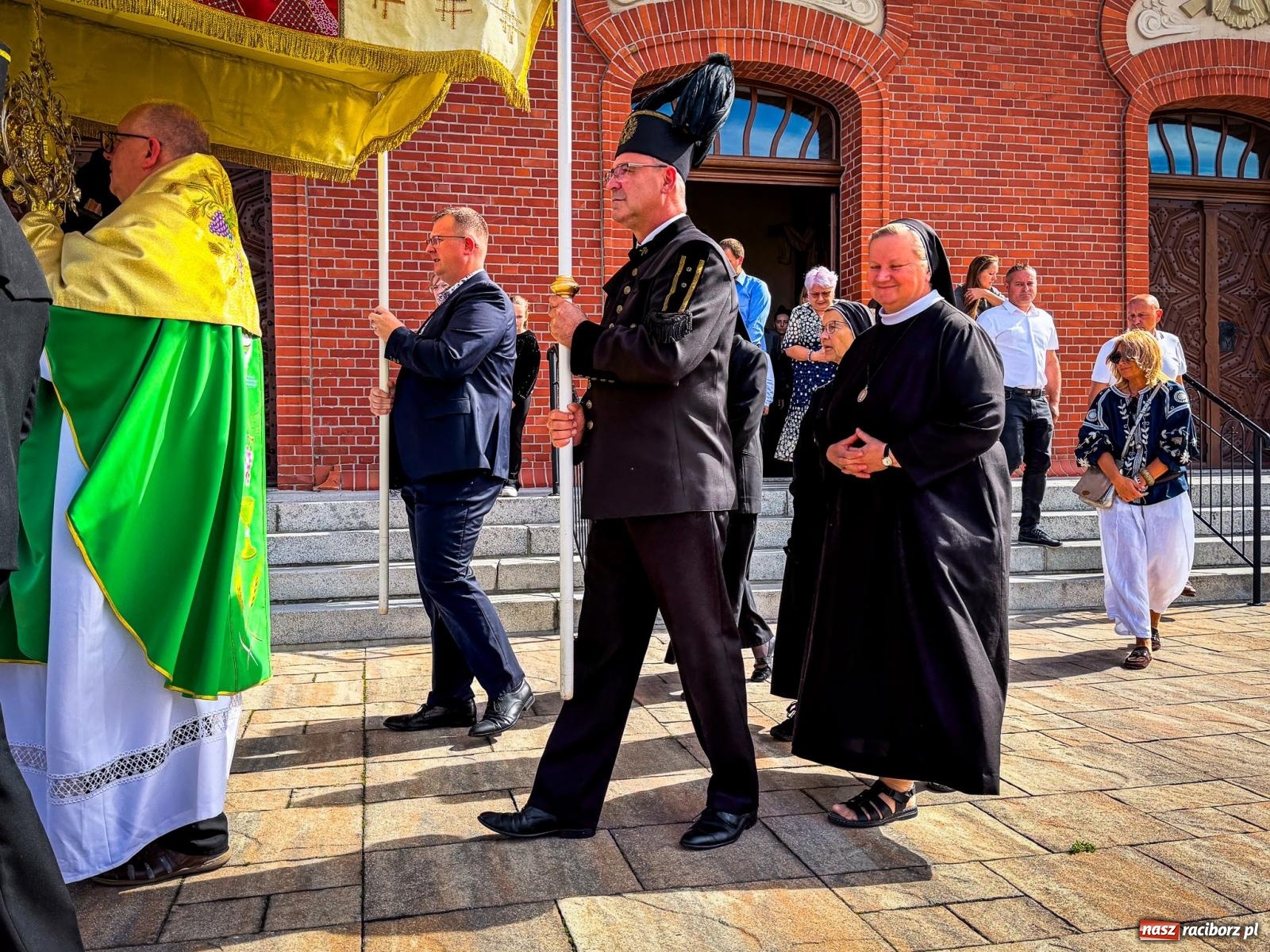 Zdjęcie w galerii na portalu naszraciborz.pl: Odpust w Raciborzu Brzeziu w szczególnym roku jubileuszu wiadomości z regionu