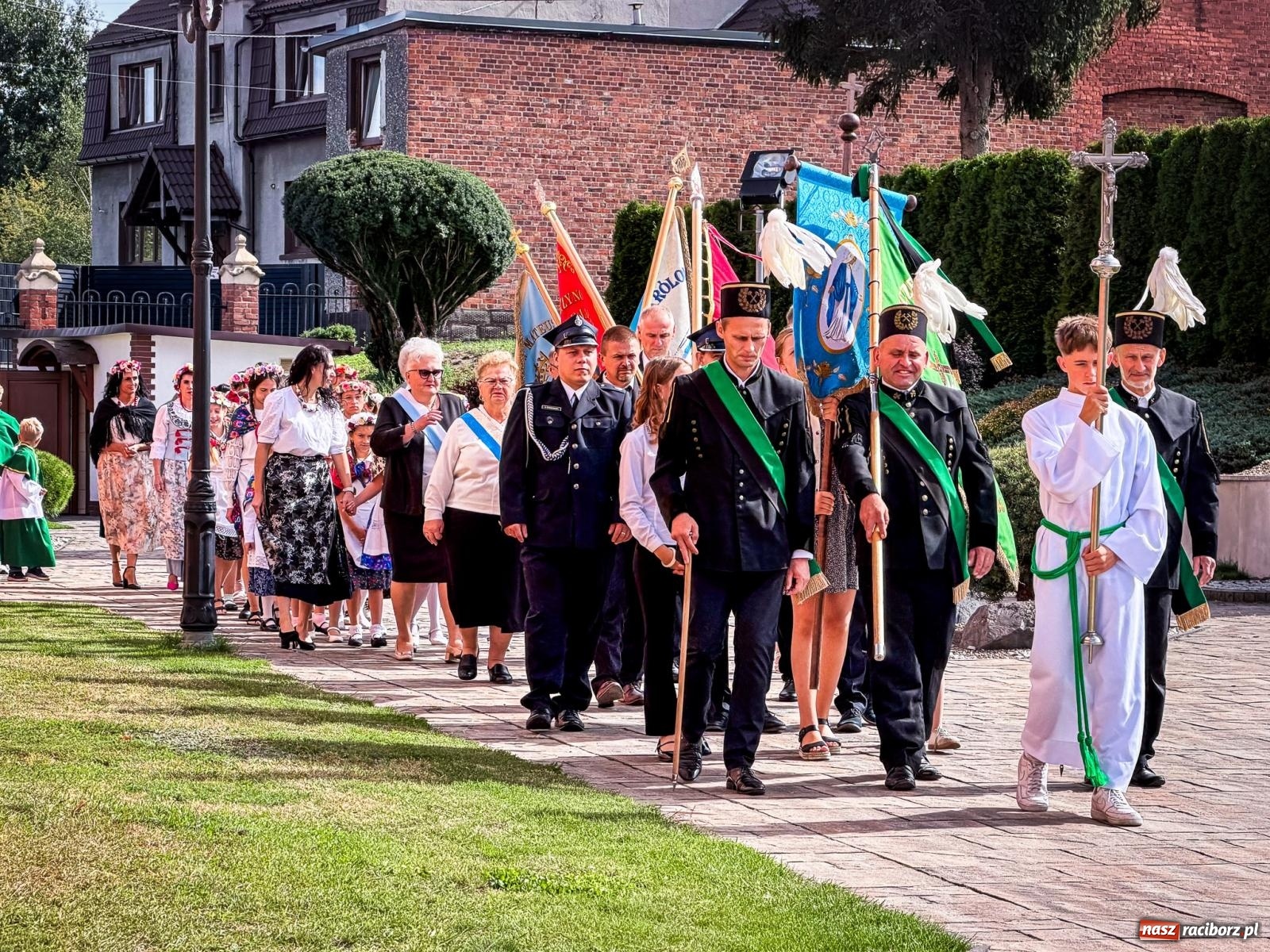 Zdjęcie w galerii na portalu naszraciborz.pl: Odpust w Raciborzu Brzeziu w szczególnym roku jubileuszu wiadomości z regionu