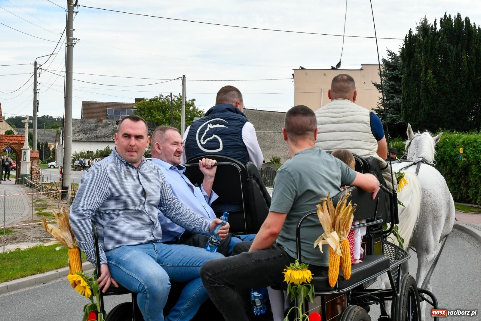 Zdjęcie w galerii na portalu naszraciborz.pl: Korowód w Pawłowie zamknął sezon dożynkowy [FOTO i WIDEO] wiadomości z regionu
