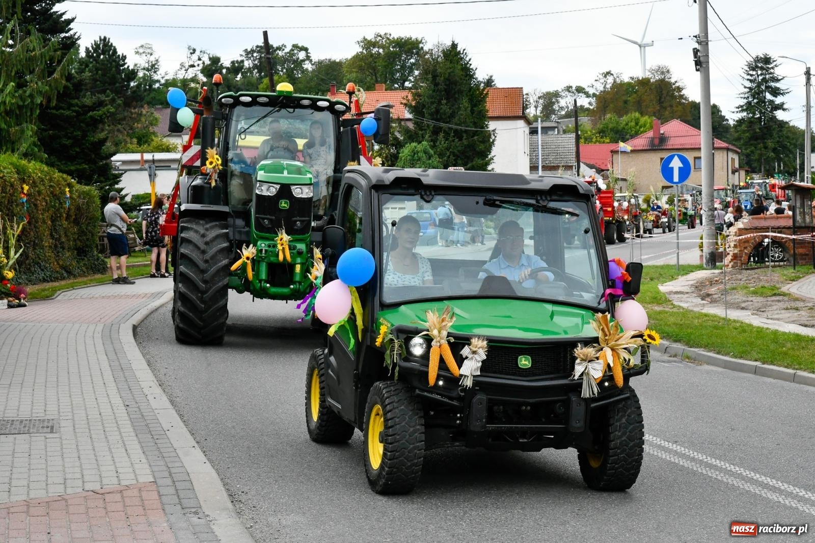 Zdjęcie w galerii na portalu naszraciborz.pl: Korowód w Pawłowie zamknął sezon dożynkowy [FOTO i WIDEO] wiadomości z regionu