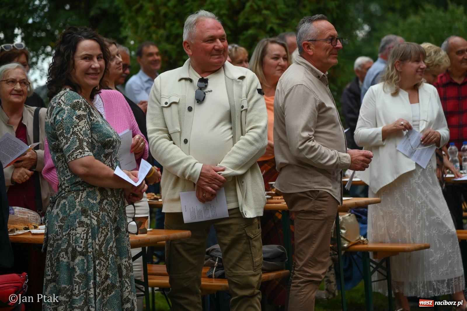 Zdjęcie w galerii na portalu naszraciborz.pl: Jazz na cmentarzu. Parafia ewangelicko-augsburska zaprosiła Raciborza na koncert na wzgórzu wiadomości z regionu