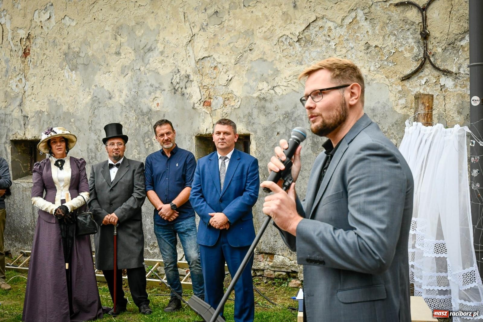 Zdjęcie w galerii na portalu naszraciborz.pl: Sławików: park przy pałacu Eickstedtów odzyskuje dawny blask [FOTO i WIDEO] wiadomości z regionu