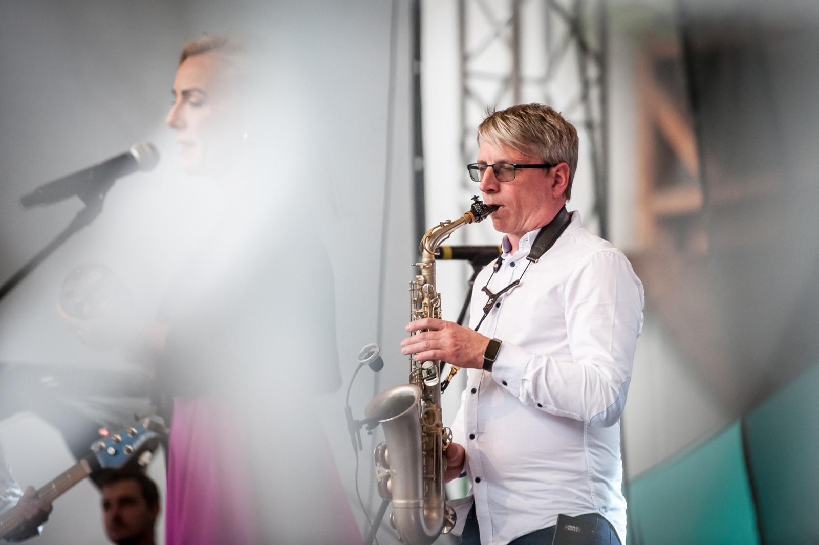 Zdjęcie w galerii na portalu naszraciborz.pl: Muzyczne pożegnanie lata na Zamku Piastowskim. Pompa Band i Il Mondo zaśpiewali dla publiczności [FOTO i WIDEO] wiadomości z regionu