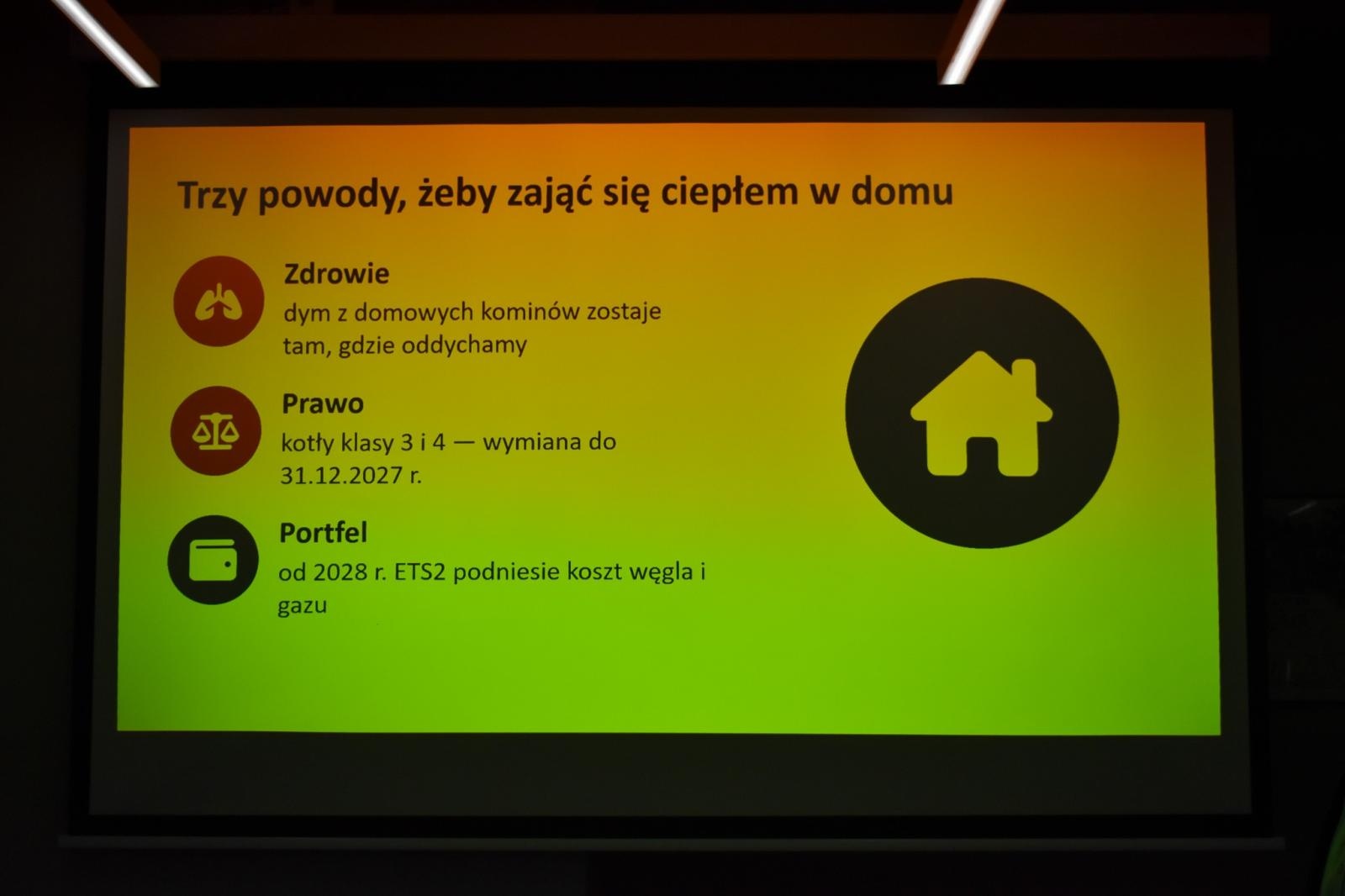 Zdjęcie w galerii na portalu naszraciborz.pl: Muzyczne pożegnanie lata na Zamku Piastowskim. Pompa Band i Il Mondo zaśpiewali dla publiczności [FOTO i WIDEO] wiadomości z regionu