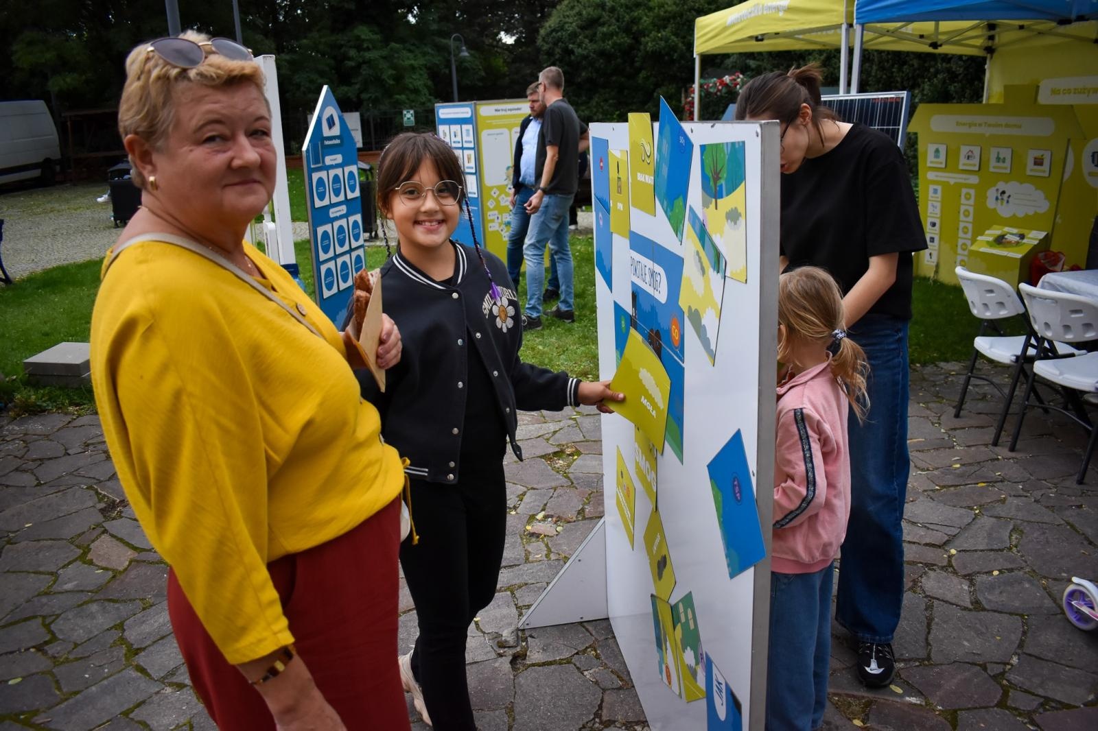 Zdjęcie w galerii na portalu naszraciborz.pl: Muzyczne pożegnanie lata na Zamku Piastowskim. Pompa Band i Il Mondo zaśpiewali dla publiczności [FOTO i WIDEO] wiadomości z regionu
