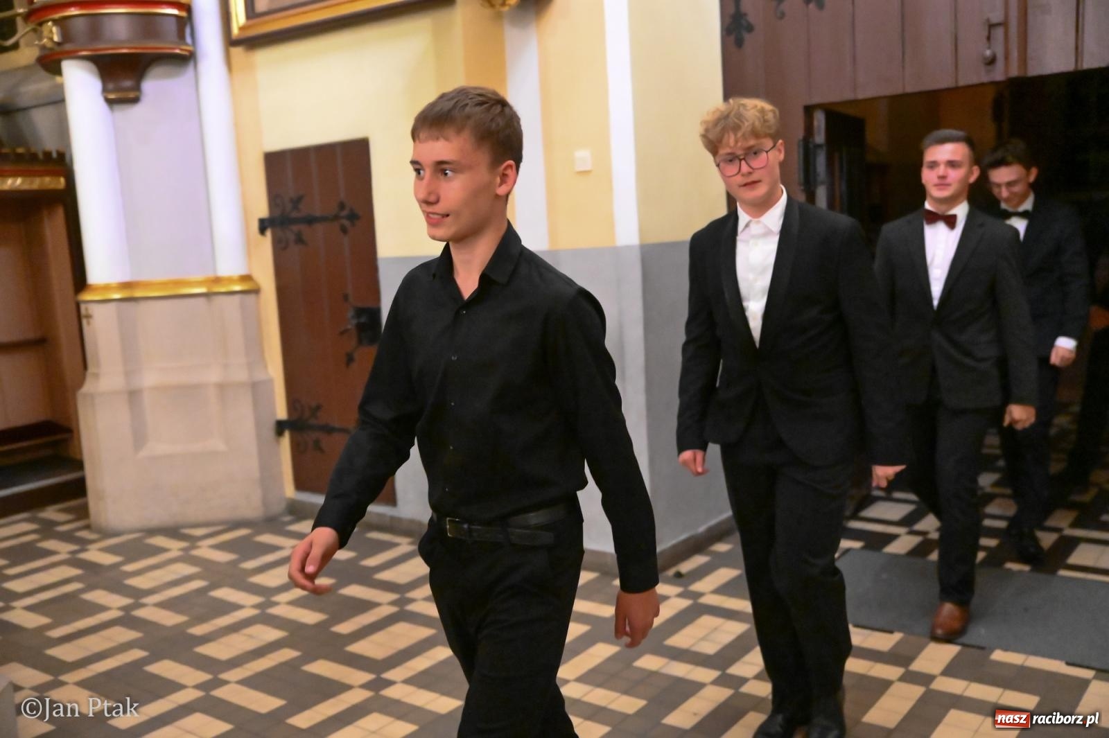 Zdjęcie w galerii na portalu naszraciborz.pl: Muzyka organowa i chóralna zabrzmiała w kościele św. Jana Chrzciciela wiadomości z regionu
