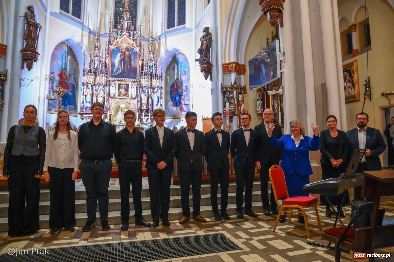 Zdjęcie w galerii na portalu naszraciborz.pl: Muzyka organowa i chóralna zabrzmiała w kościele św. Jana Chrzciciela wiadomości z regionu