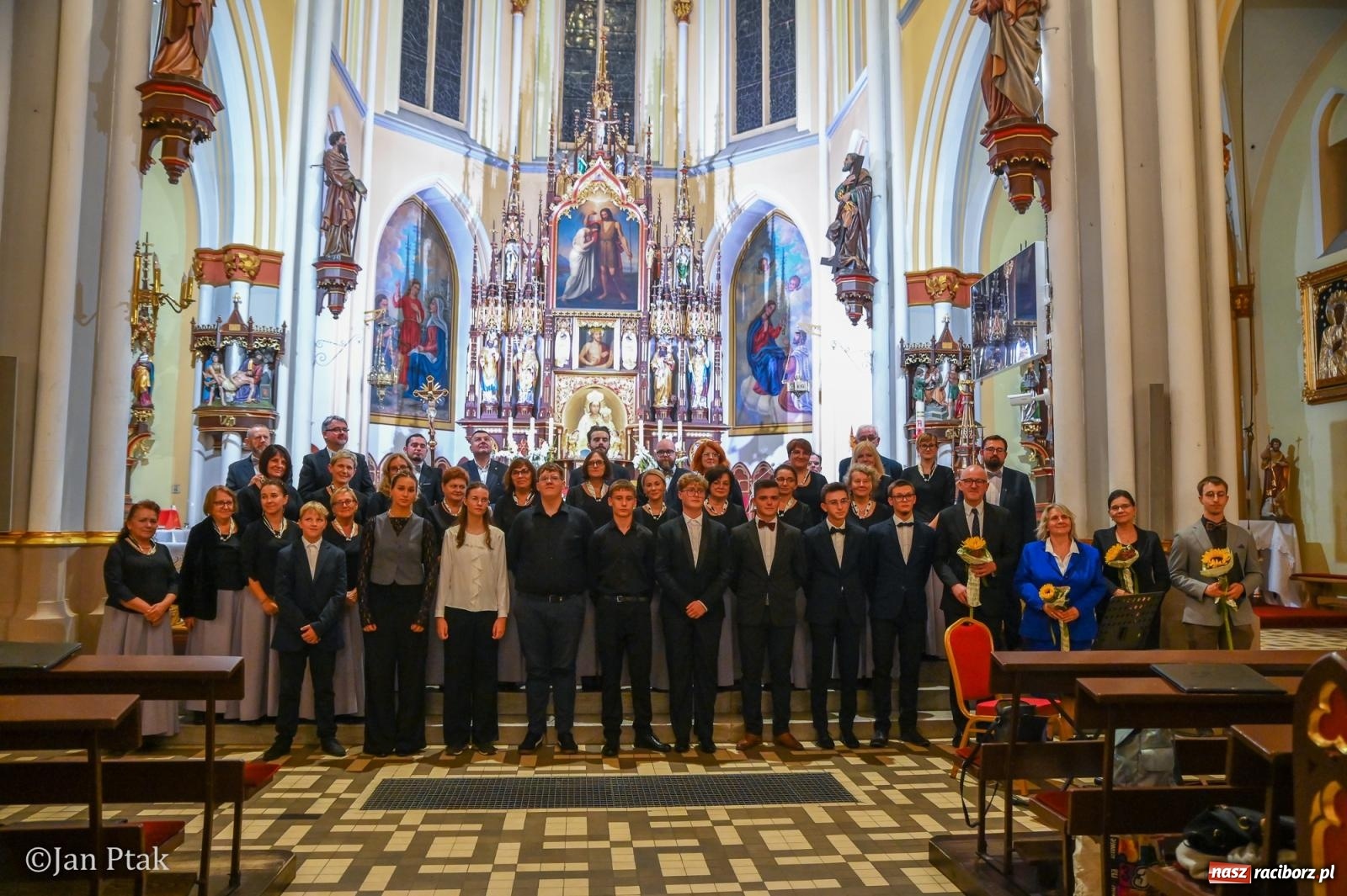 Zdjęcie w galerii na portalu naszraciborz.pl: Muzyka organowa i chóralna zabrzmiała w kościele św. Jana Chrzciciela wiadomości z regionu