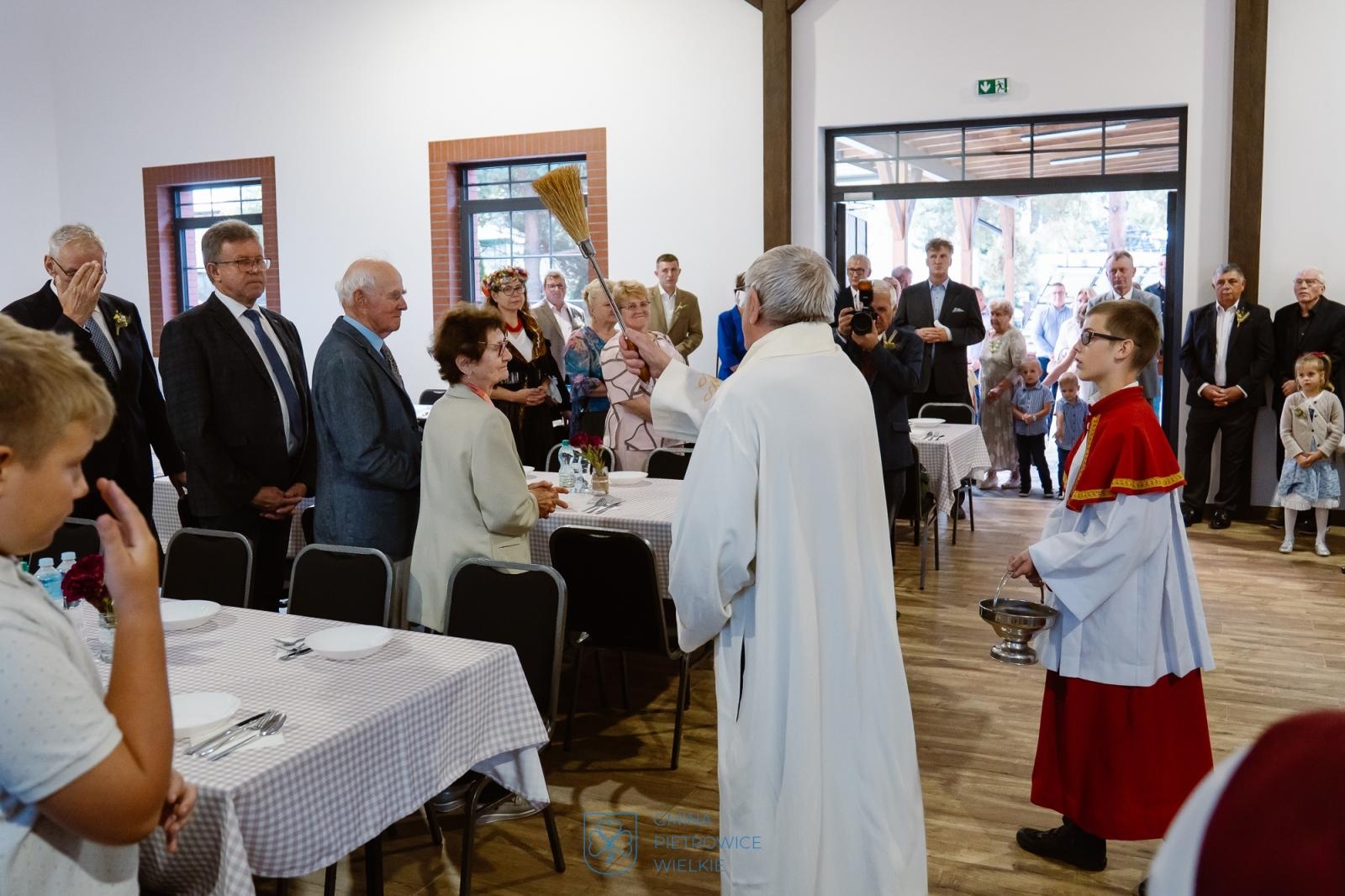 Zdjęcie w galerii na portalu naszraciborz.pl: Nowa Stodoła w Pawłowie oficjalnie otwarta. To miejsce ma służyć całej społeczności wiadomości z regionu
