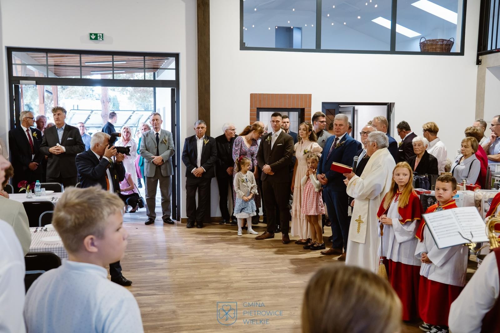 Zdjęcie w galerii na portalu naszraciborz.pl: Nowa Stodoła w Pawłowie oficjalnie otwarta. To miejsce ma służyć całej społeczności wiadomości z regionu