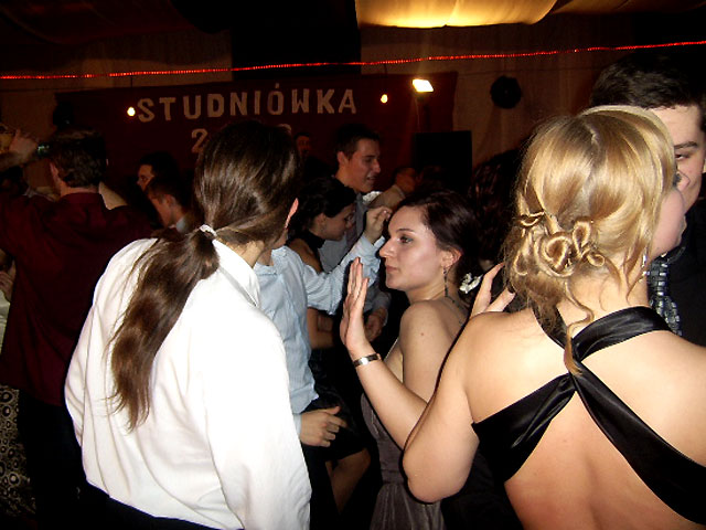 Zdjęcie w galerii na portalu naszraciborz.pl: II LO: studniówkę czas zacząć wiadomości z regionu