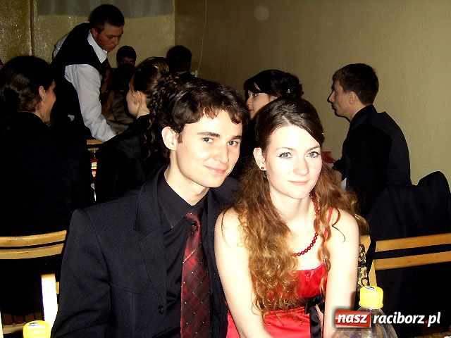 Zdjęcie w galerii na portalu naszraciborz.pl: II LO: studniówkę czas zacząć wiadomości z regionu