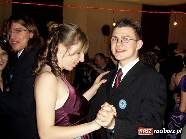 Zdjęcie w galerii na portalu naszraciborz.pl: II LO: studniówkę czas zacząć wiadomości z regionu