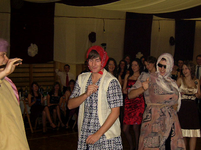 Zdjęcie w galerii na portalu naszraciborz.pl: II LO: studniówkę czas zacząć wiadomości z regionu