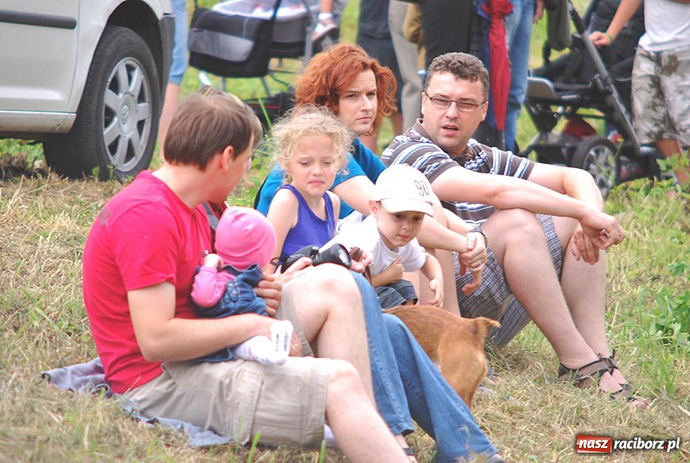 Zdjęcie w galerii na portalu naszraciborz.pl: Pływadła poszły z nurtem wiadomości z regionu