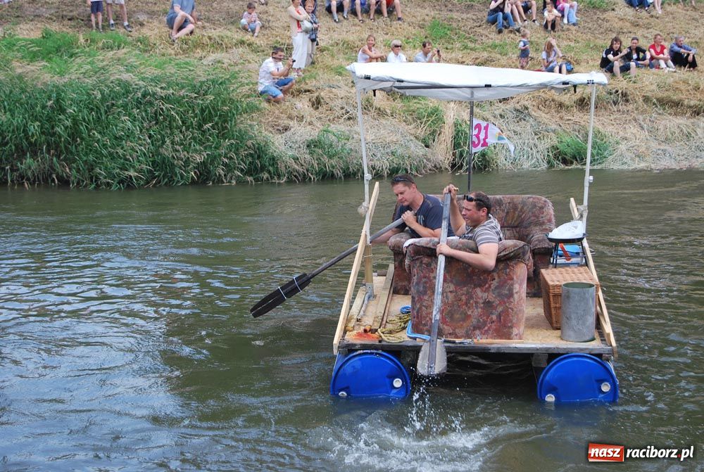 Zdjęcie w galerii na portalu naszraciborz.pl: Pływadła poszły z nurtem wiadomości z regionu