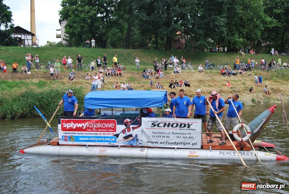 Zdjęcie w galerii na portalu naszraciborz.pl: Pływadła poszły z nurtem wiadomości z regionu