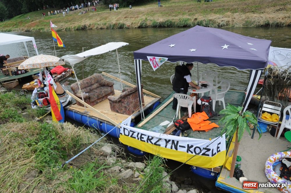 Zdjęcie w galerii na portalu naszraciborz.pl: Pływadła poszły z nurtem wiadomości z regionu