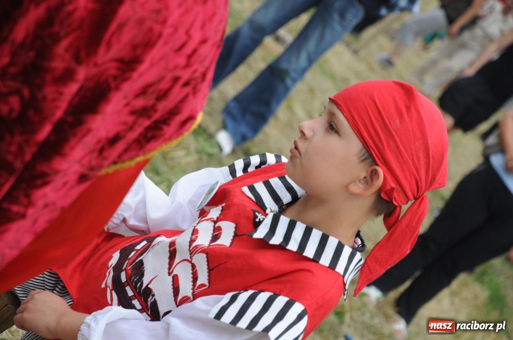 Zdjęcie w galerii na portalu naszraciborz.pl: Pływadła poszły z nurtem wiadomości z regionu