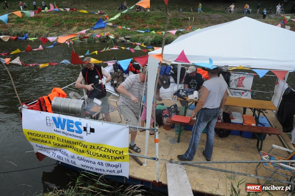 Zdjęcie w galerii na portalu naszraciborz.pl: Pływadła poszły z nurtem wiadomości z regionu