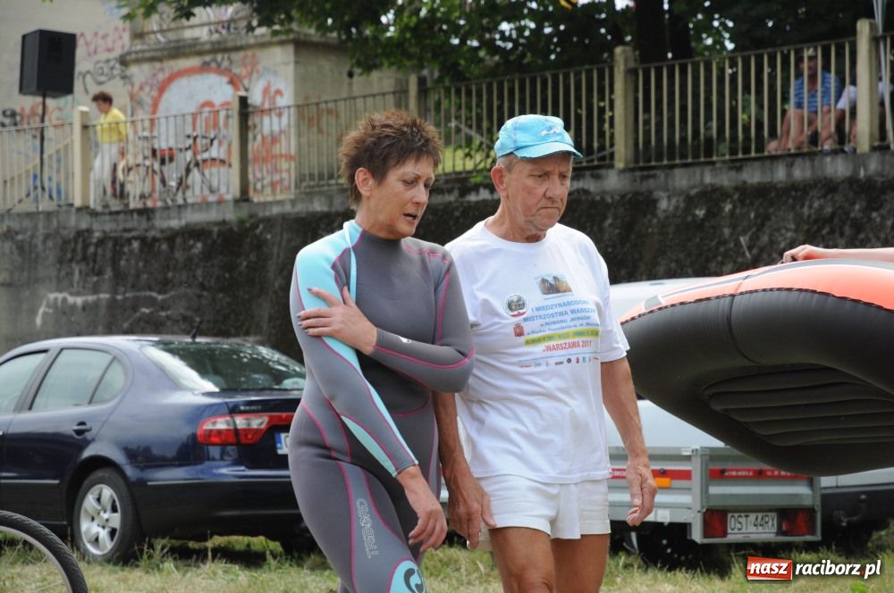 Zdjęcie w galerii na portalu naszraciborz.pl: Pływadła poszły z nurtem wiadomości z regionu