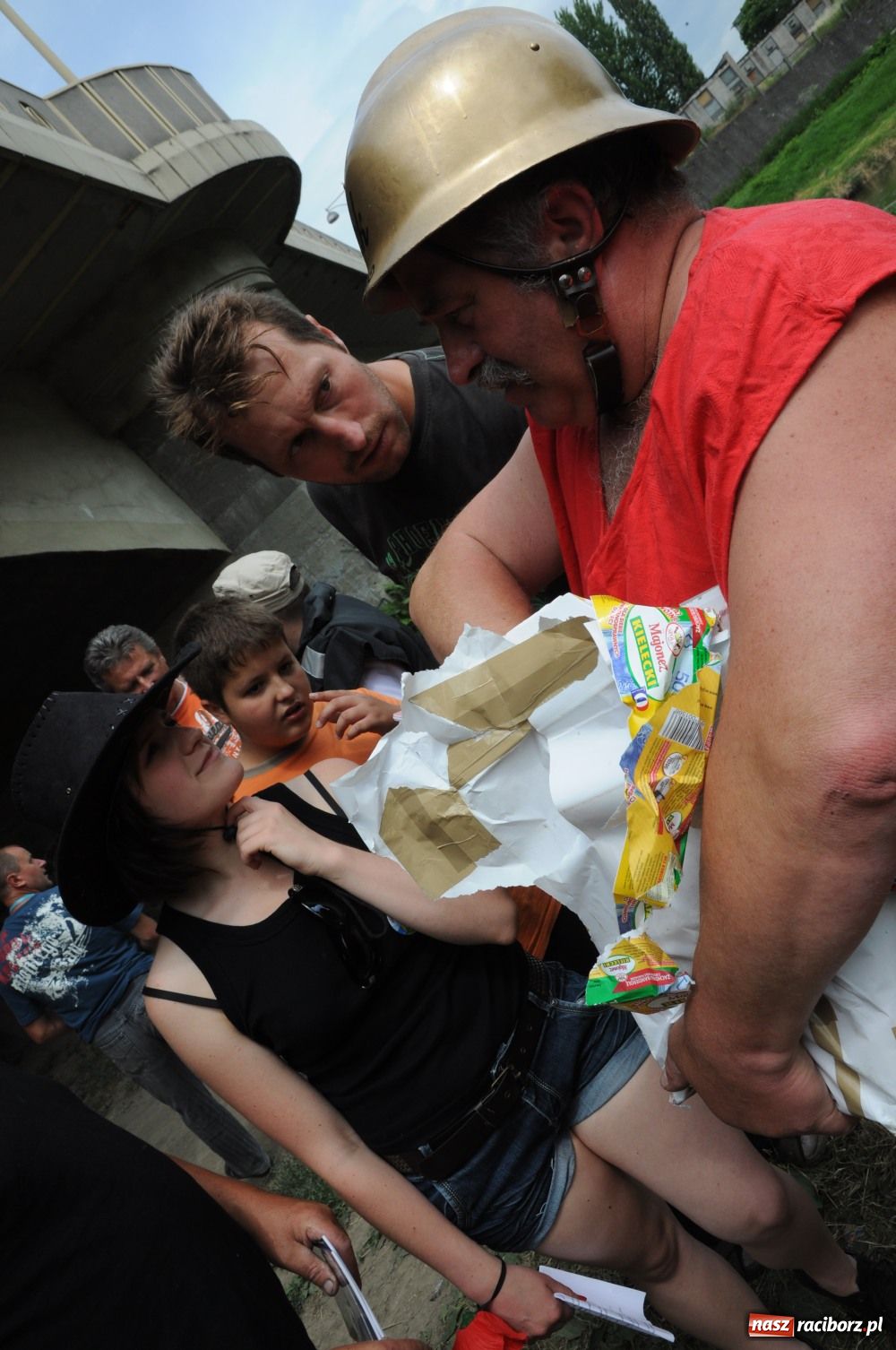 Zdjęcie w galerii na portalu naszraciborz.pl: Pływadła poszły z nurtem wiadomości z regionu