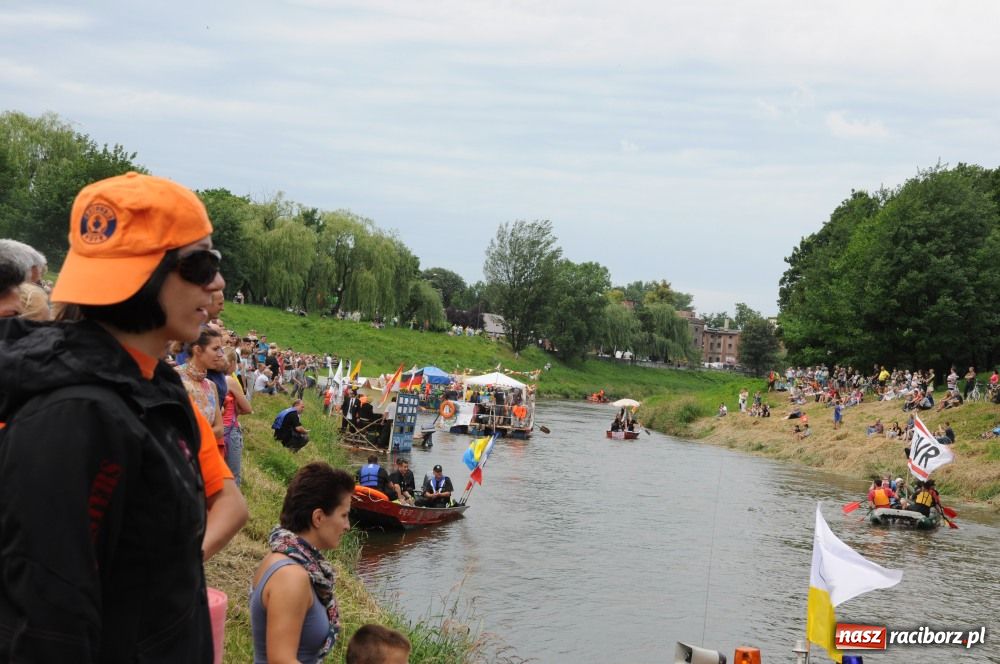 Zdjęcie w galerii na portalu naszraciborz.pl: Pływadła poszły z nurtem wiadomości z regionu