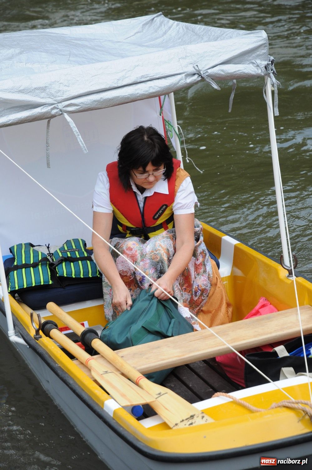 Zdjęcie w galerii na portalu naszraciborz.pl: Pływadła poszły z nurtem wiadomości z regionu