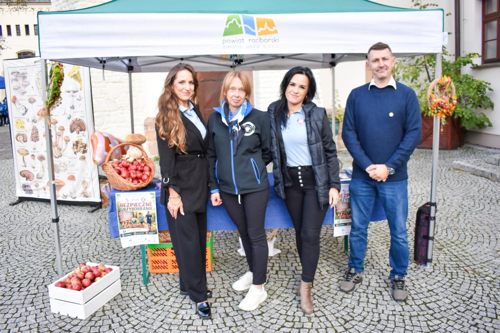 Zdjęcie w galerii na portalu naszraciborz.pl: Bezpieczne Grzybobranie 2026. Edukacja, zdrowie i bezpieczeństwo na Zamku Piastowskim wiadomości z regionu