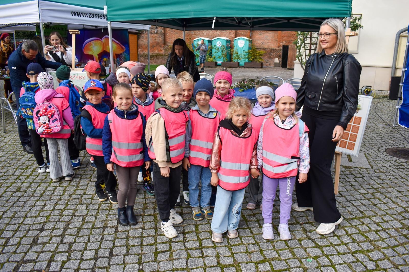 Zdjęcie w galerii na portalu naszraciborz.pl: Bezpieczne Grzybobranie 2026. Edukacja, zdrowie i bezpieczeństwo na Zamku Piastowskim wiadomości z regionu