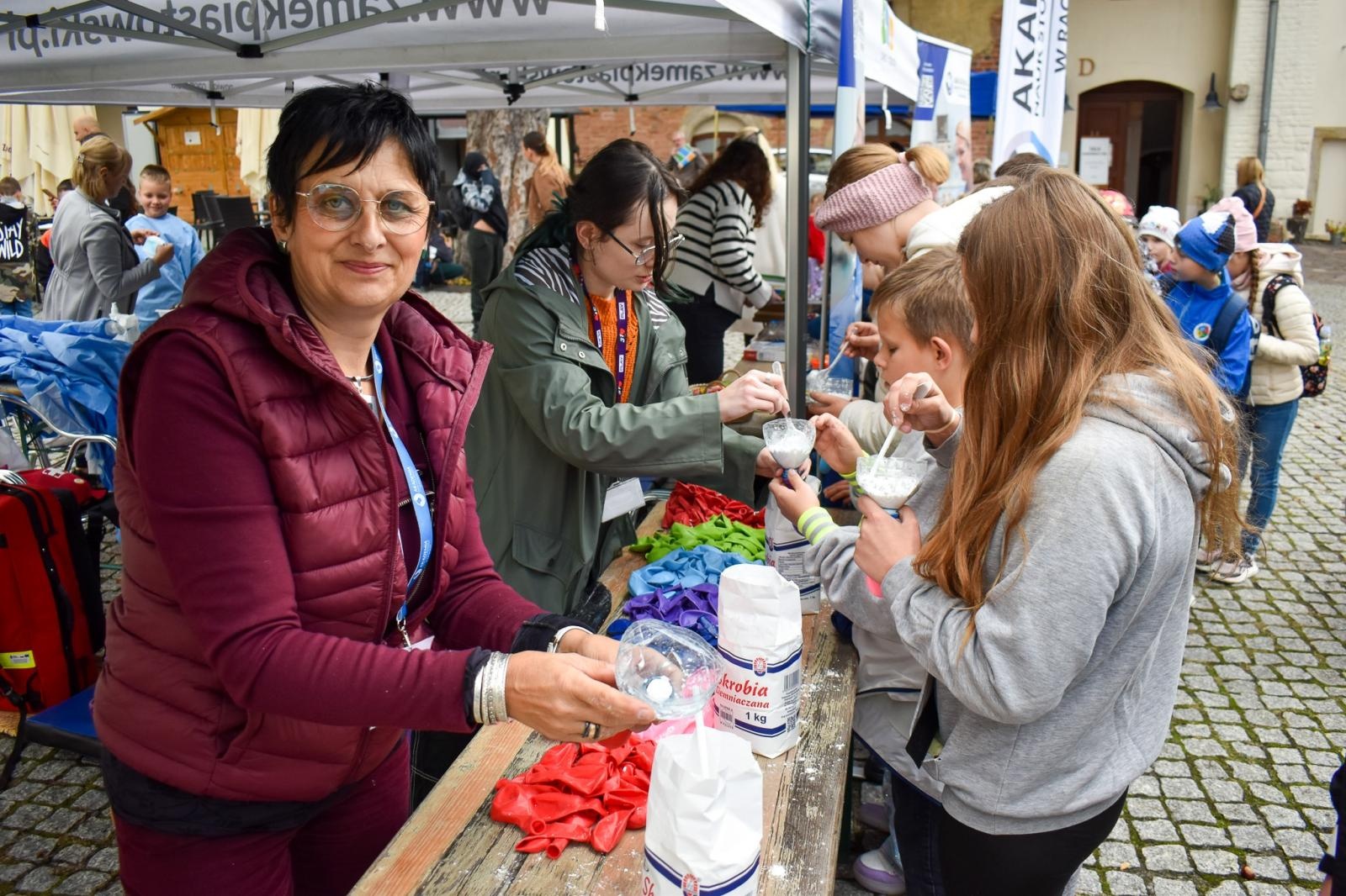 Zdjęcie w galerii na portalu naszraciborz.pl: Bezpieczne Grzybobranie 2026. Edukacja, zdrowie i bezpieczeństwo na Zamku Piastowskim wiadomości z regionu
